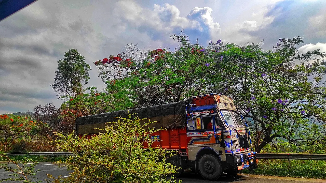 Truck – Meghalaya 4N 5D Tour Package